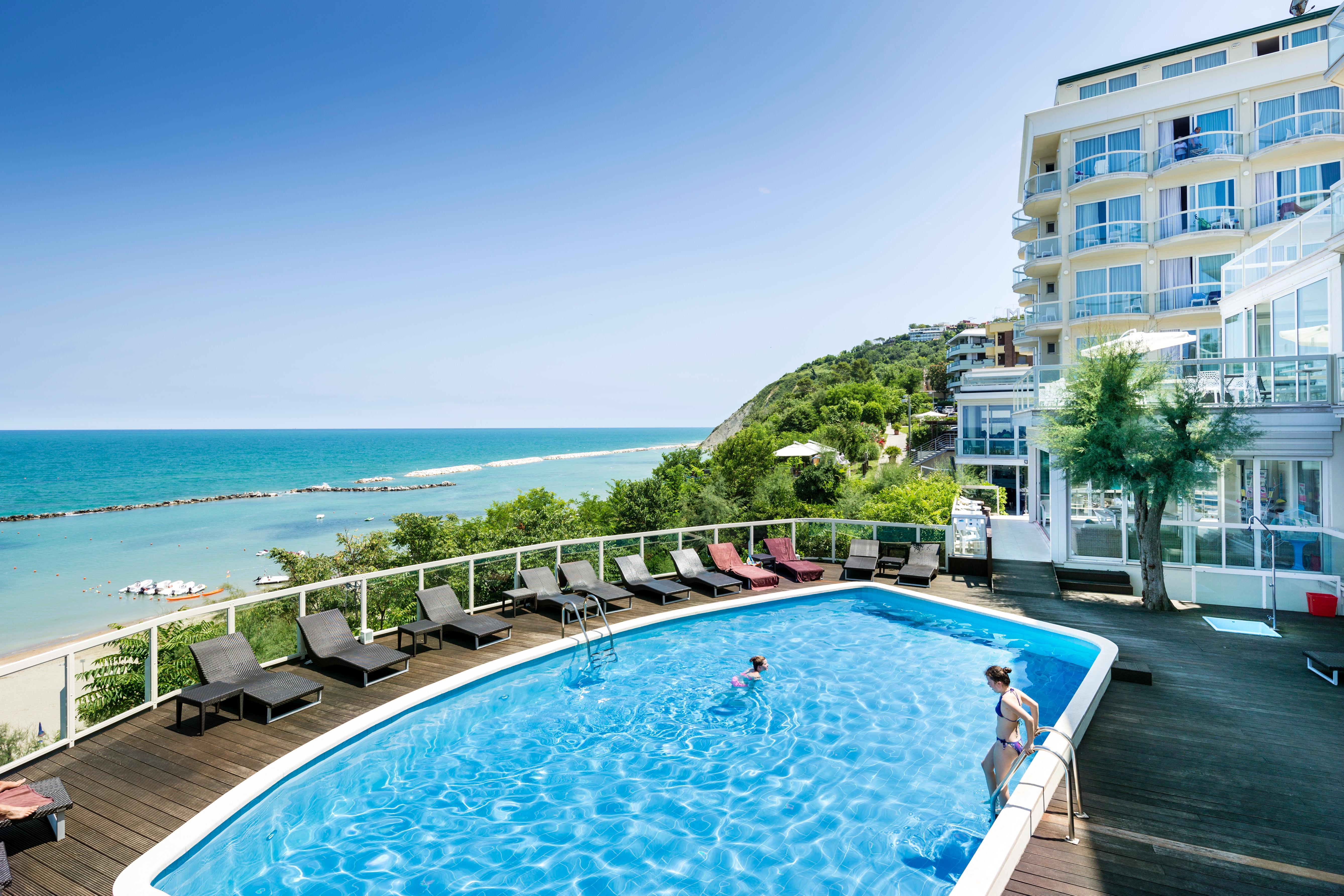 Hotel Sans Souci Gabicce Mare Exterior foto